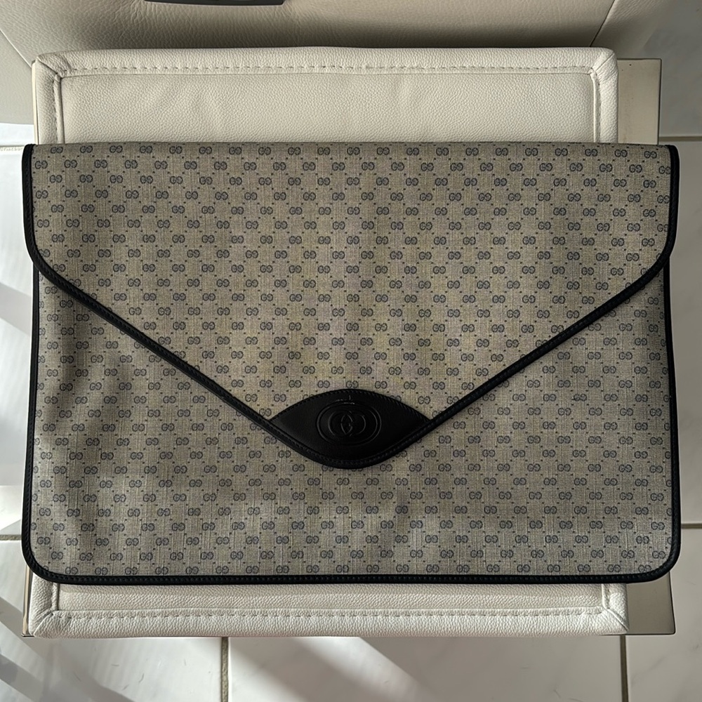 Gucci Vintage Navy Document Holder/Clutch